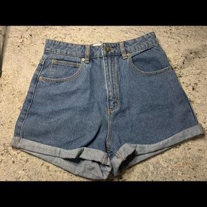 ABRAND High Relaxed Waisted Shorts